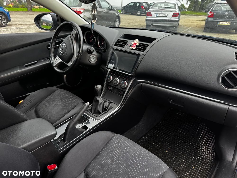 Mazda 6 - 8