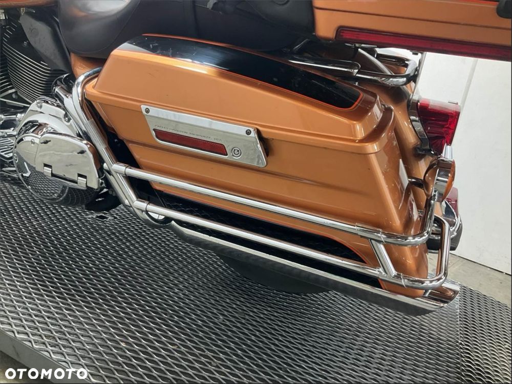 Harley-Davidson Touring Electra Glide - 23