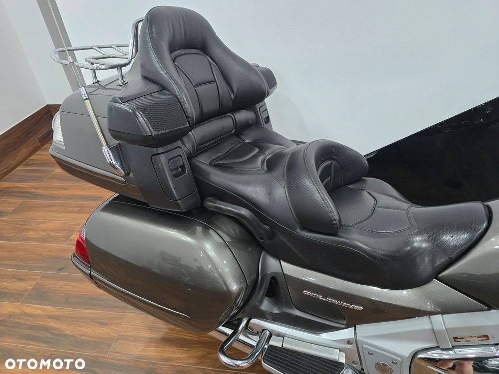 Honda GL - 25