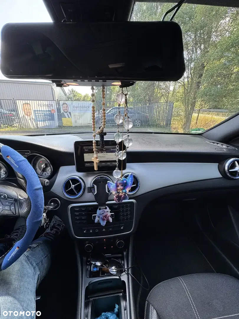 Mercedes-Benz CLA - 5