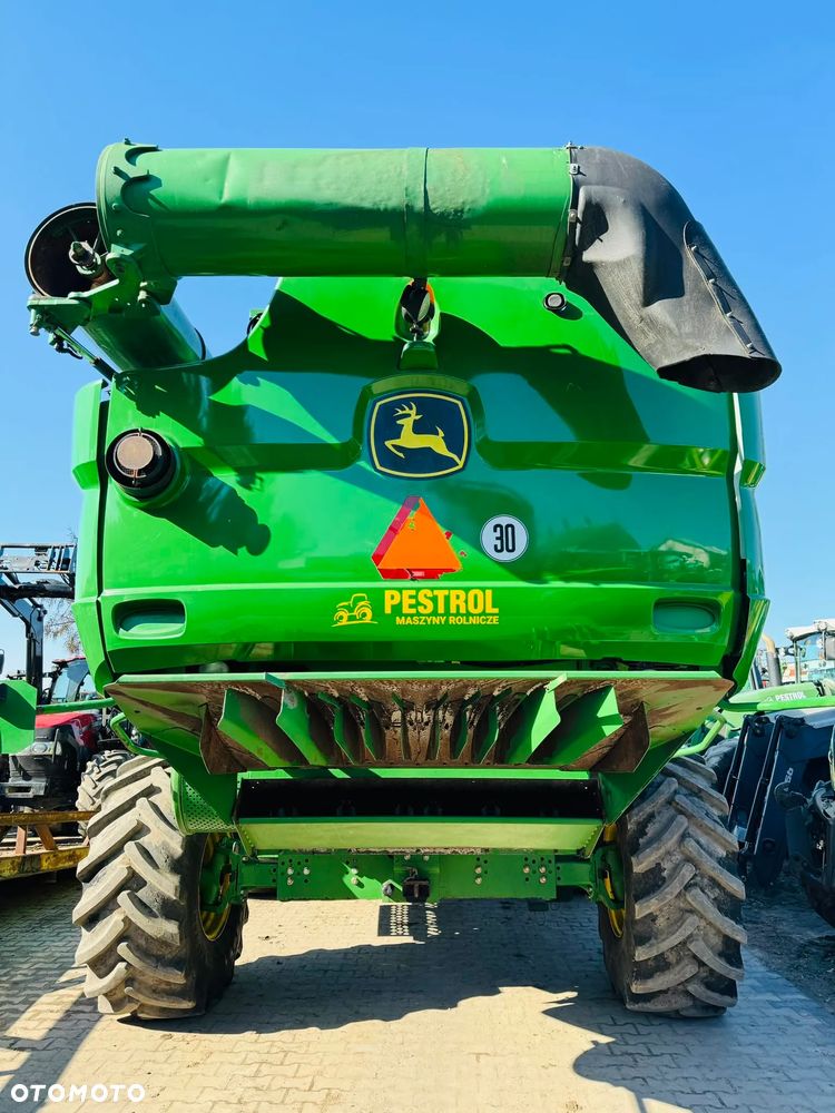 John Deere S660i - 4