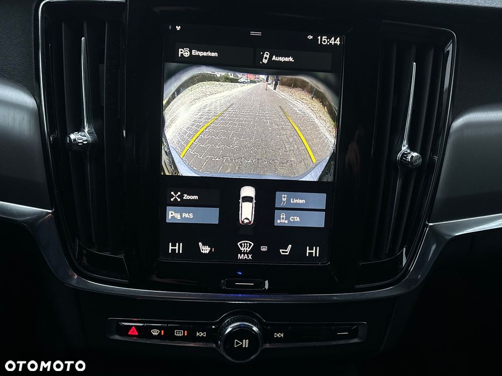 Volvo V90 D5 AWD Geartronic Momentum - 30