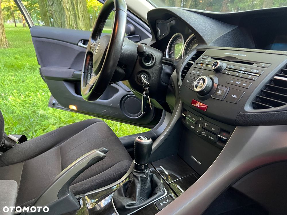 Honda Accord 2.0 Elegance - 4