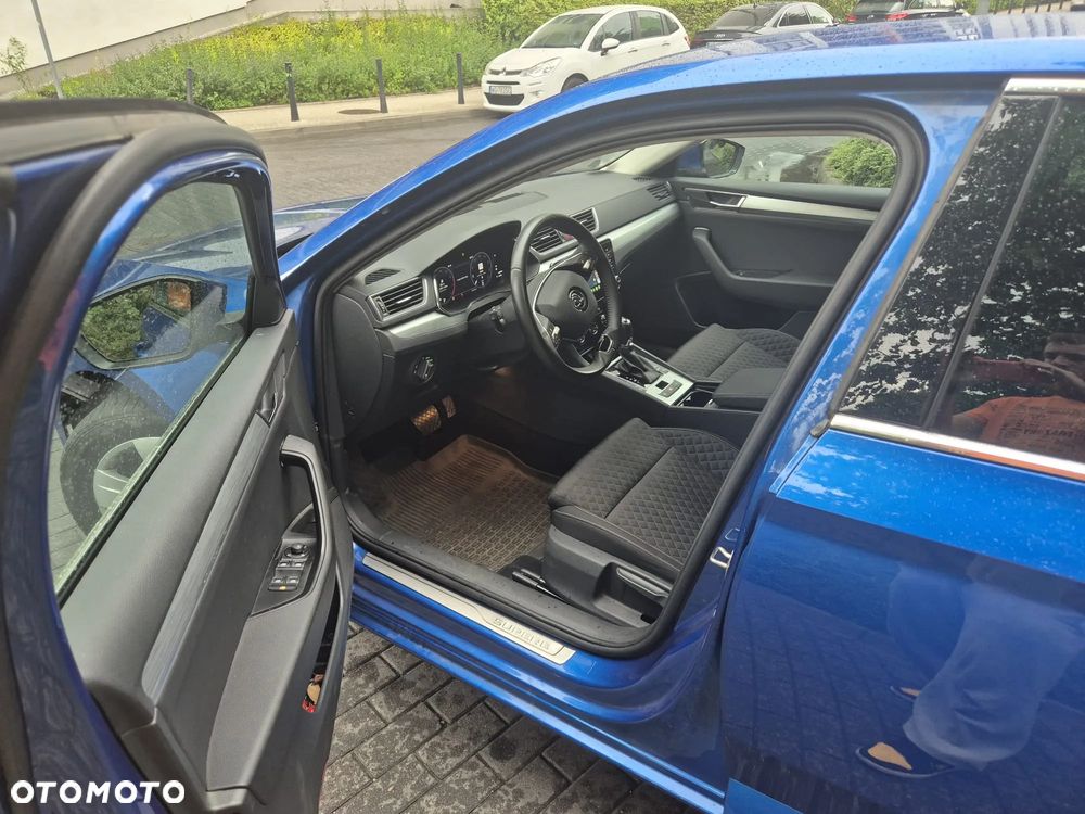 Skoda Superb 1.5 TSI Ambition DSG - 6