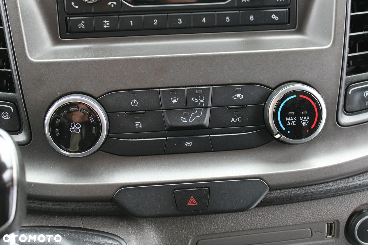 Ford Transit - 28