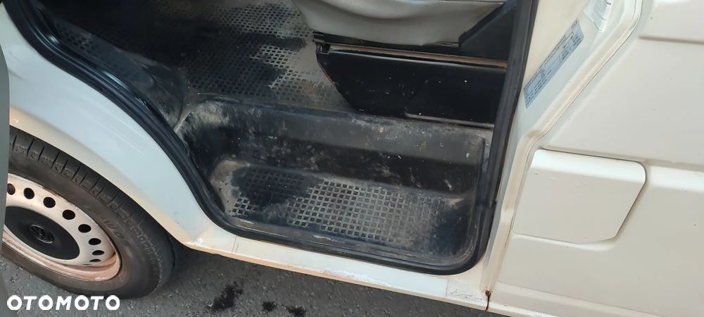 Volkswagen Transporter - 15