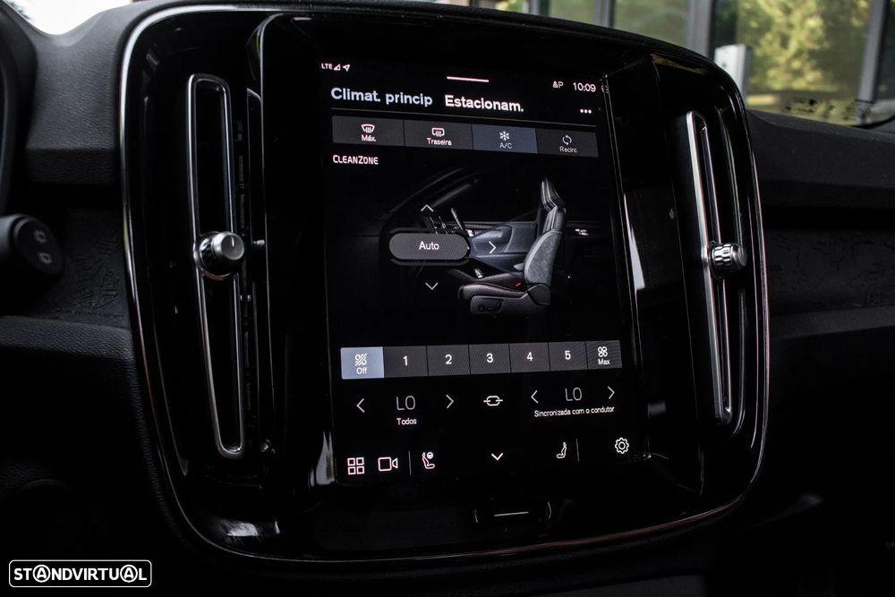 Volvo XC 40 Recharge 78 kWh Twin Motor Ultimate - 39