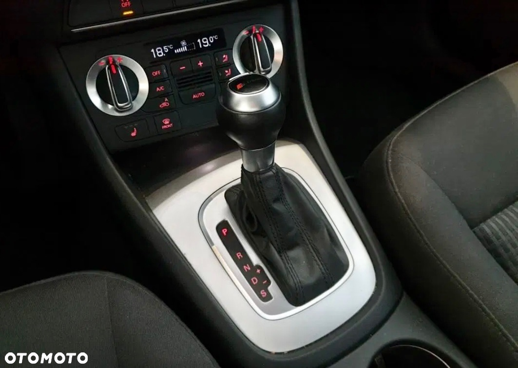 Audi Q3 1.4 TFSI S tronic - 13
