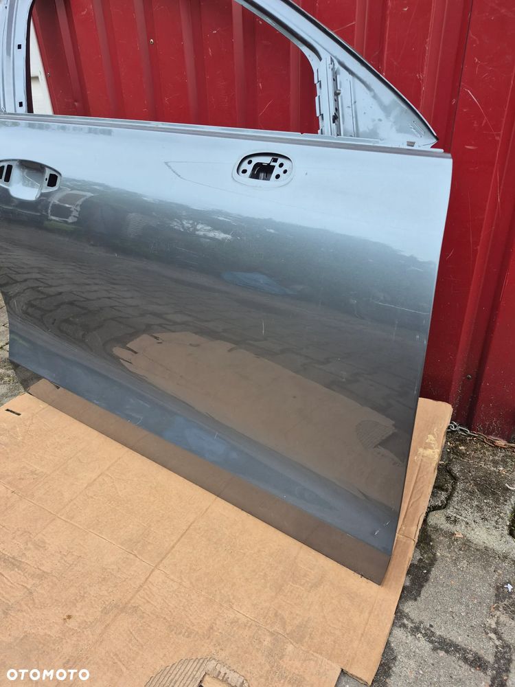 Volvo S60 III V60 II drzwi prawe 32351559 - 2
