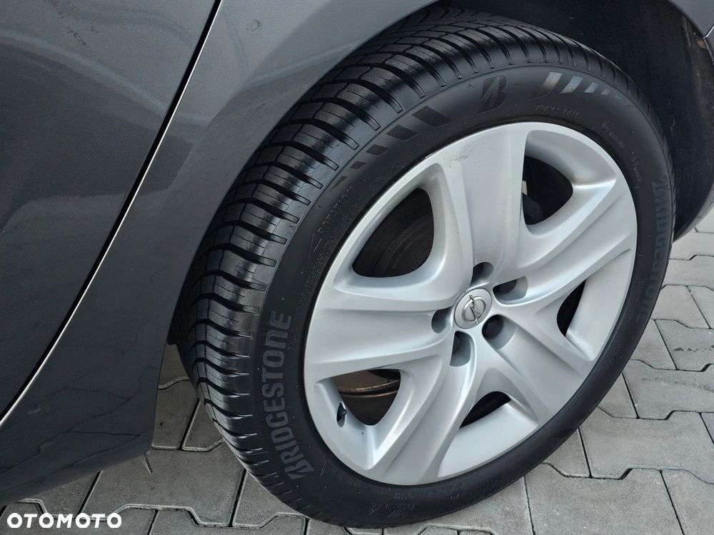 Opel Astra 1.4 Turbo Innovation - 34