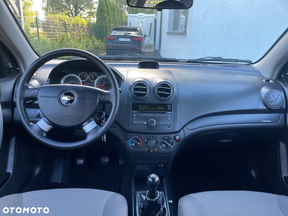 Chevrolet Aveo 1.2 16V Base+ - 8