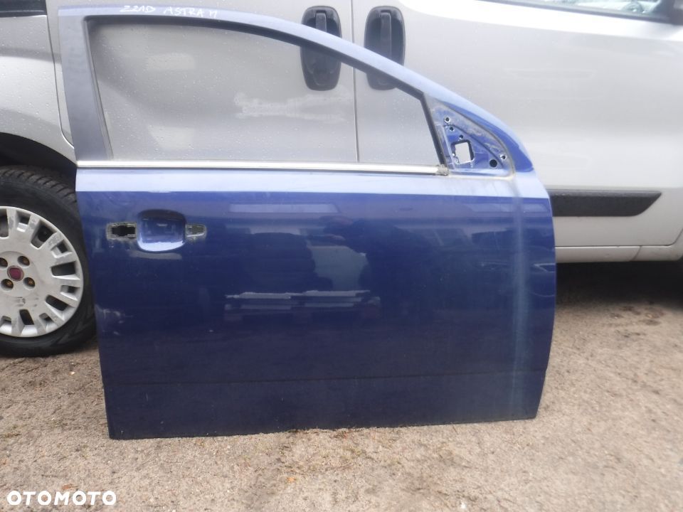 Astra H III LIFT kombi 5D drzwi przod prawe Z21B ladne - 3