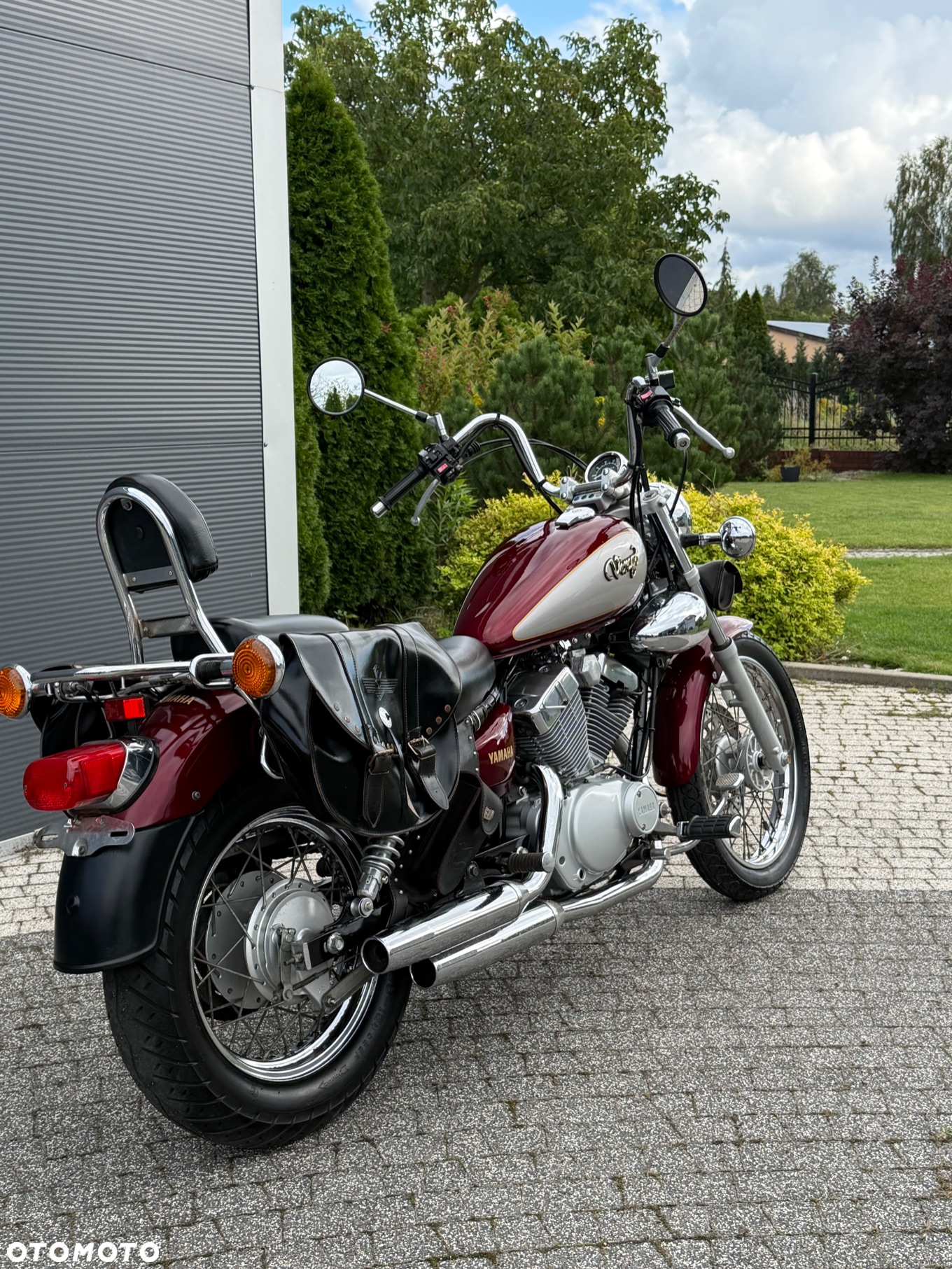 Yamaha XV - 24