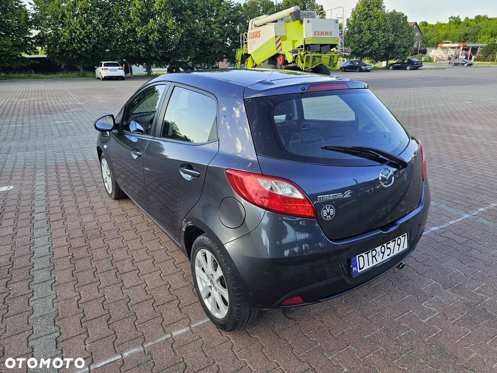 Mazda 2 - 7