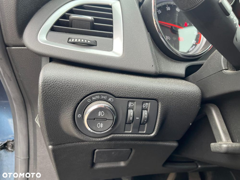 Opel Astra - 20