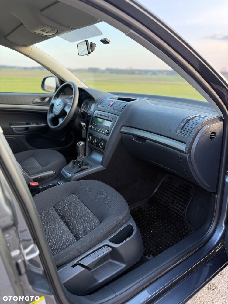 Skoda Octavia 1.6 - 14
