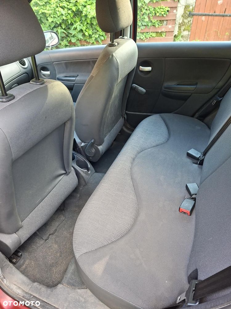 Citroën C3 1.1i First - 6