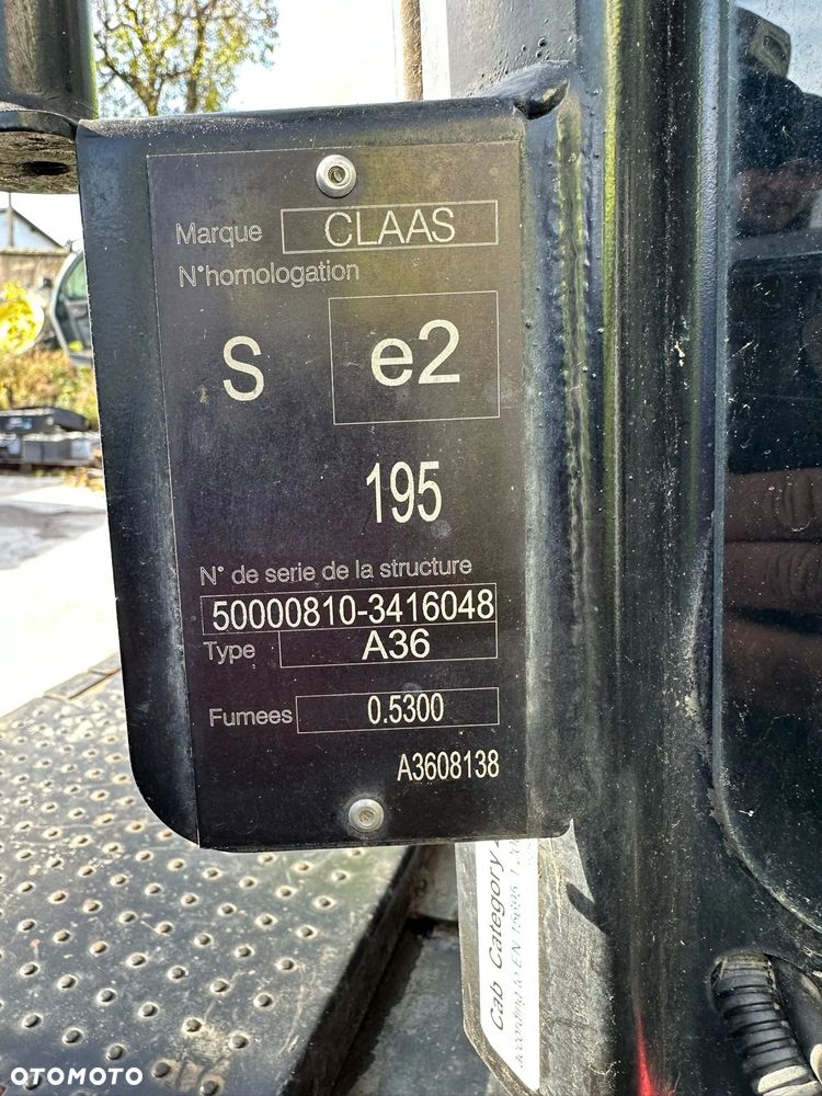 Claas Arion 620 - 12