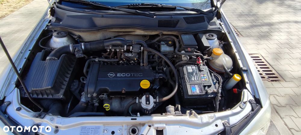 Opel Astra 1.4 111 - 15