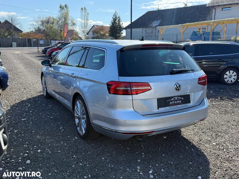 Volkswagen Passat 2.0 TDI DSG Highline - 11