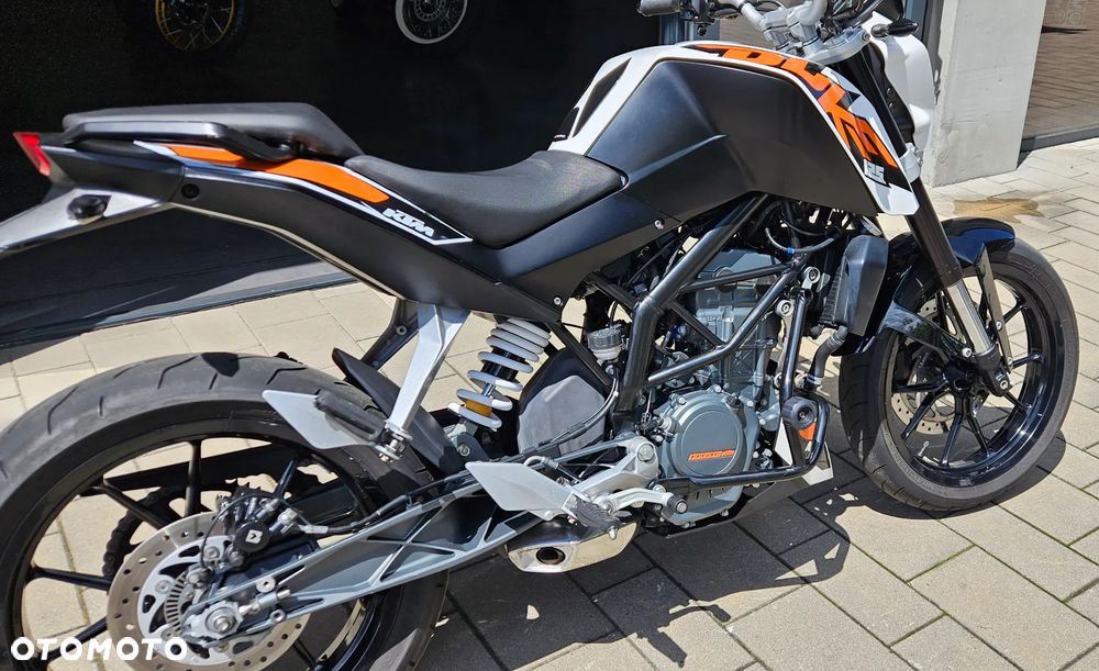 KTM Duke 125 - 14