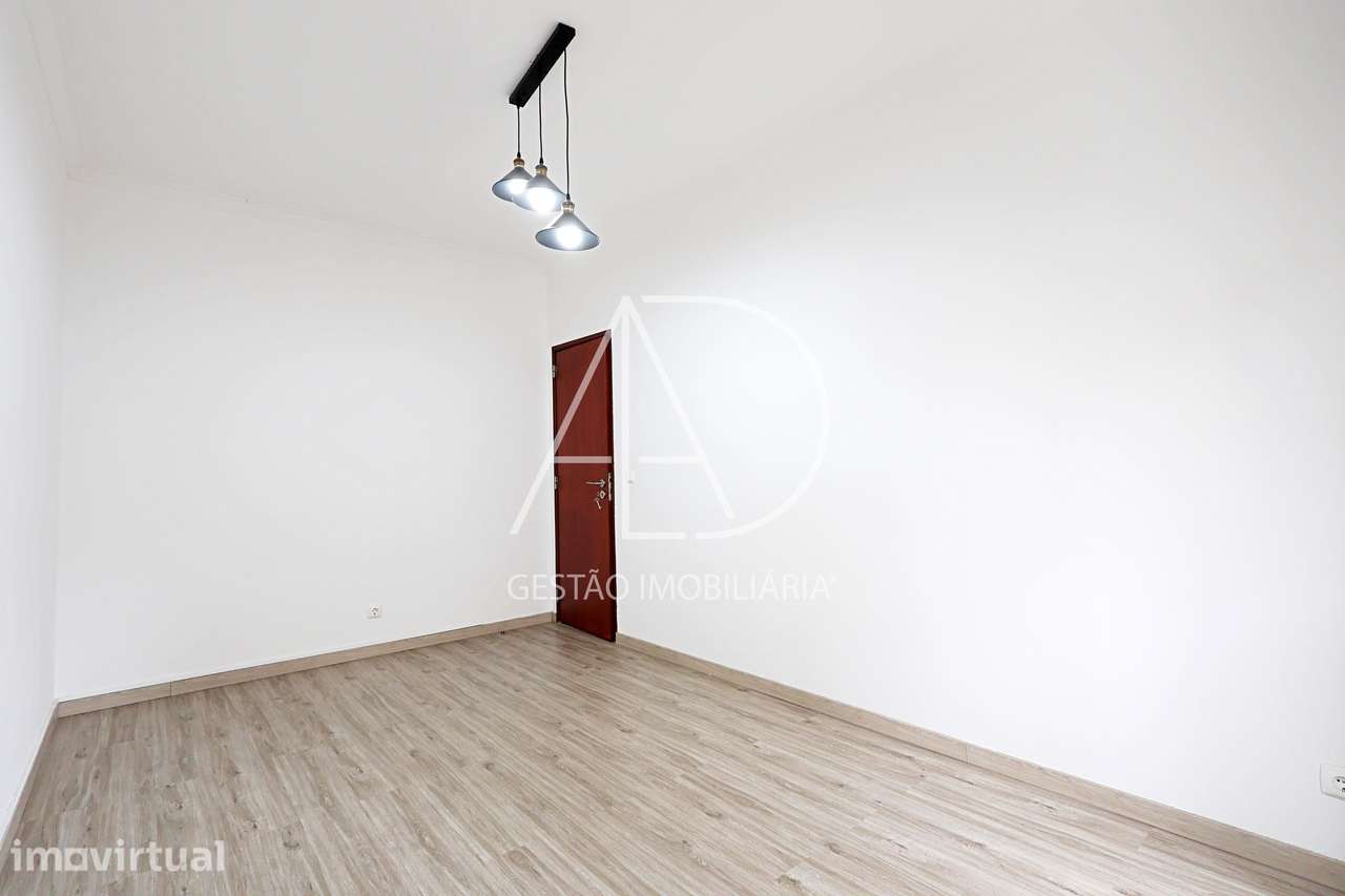 Apartamento T3 nas Paivas | Luz, conforto e localização privilegiada - Grande imagem: 2/19