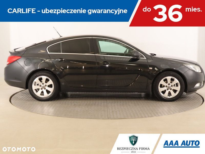 Opel Insignia - 8