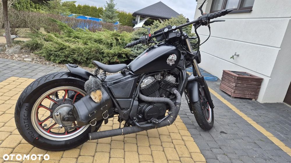 Honda VT - 1