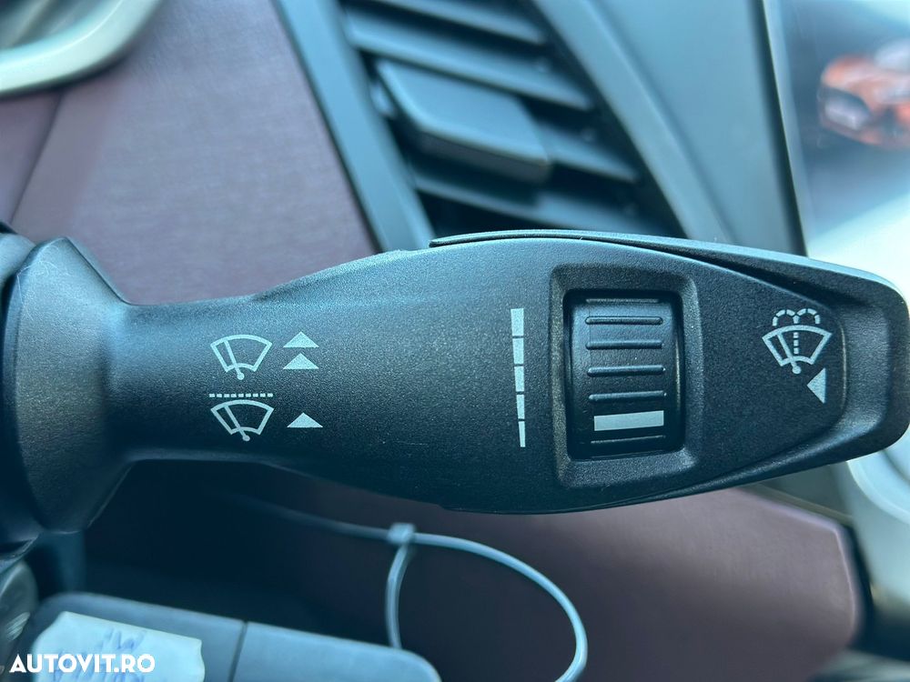 Ford Fiesta 1.4i Trend - 26