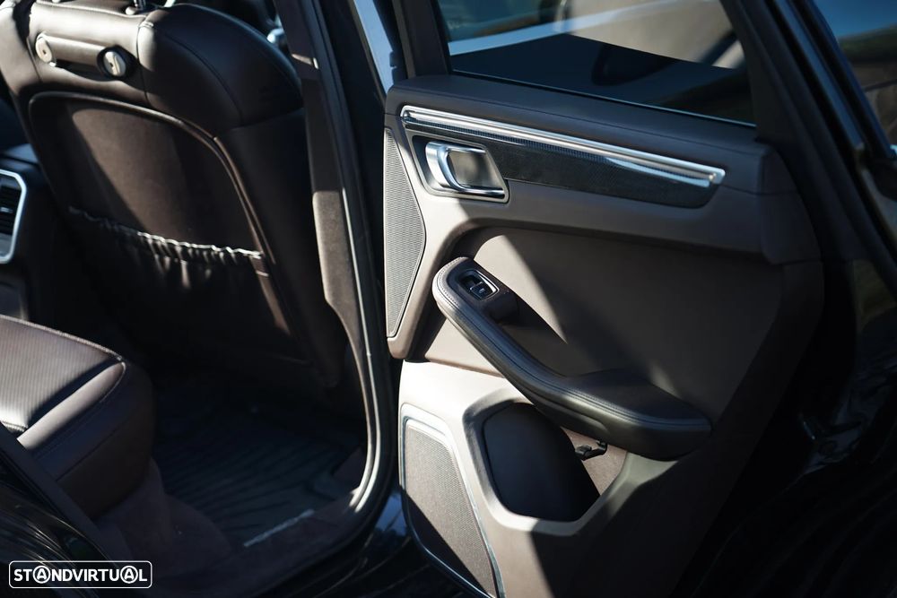 Porsche Macan Turbo Performance Package - 29