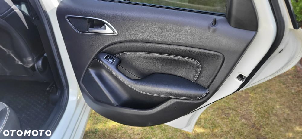 Mercedes-Benz Klasa B - 12