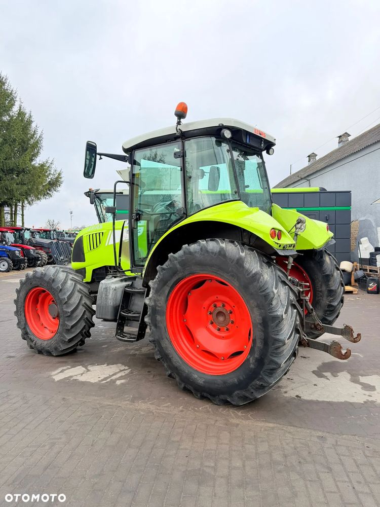 Claas Arion 630 - 11
