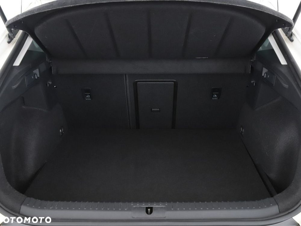 Cupra Formentor 1.4 e-Hybrid DSG - 22