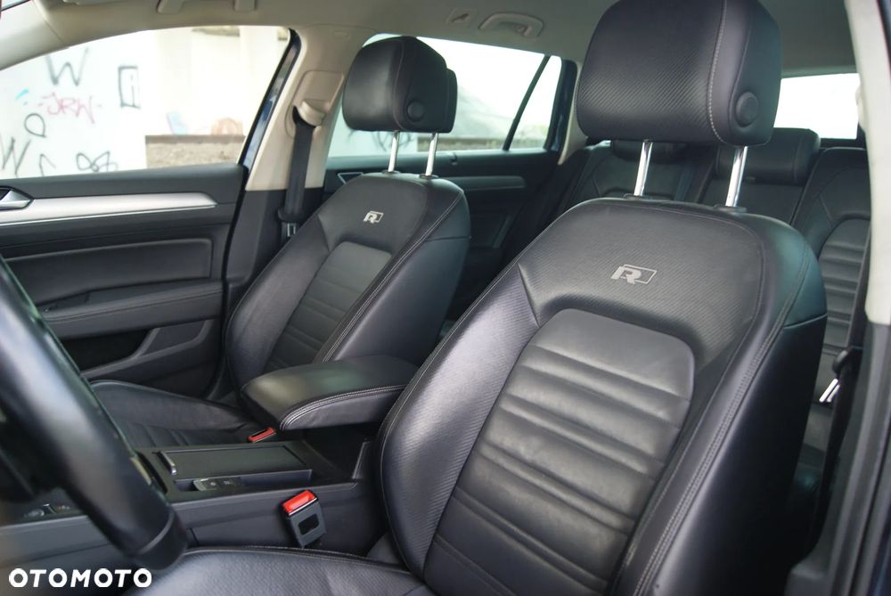 Volkswagen Passat 2.0 TDI SCR 4Mot DSG Highline - 15
