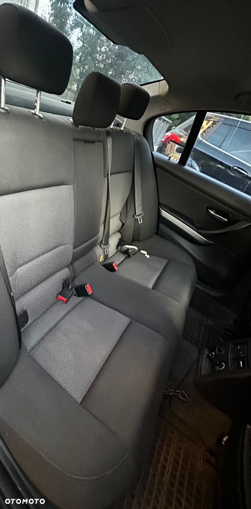 BMW Seria 3 - 18