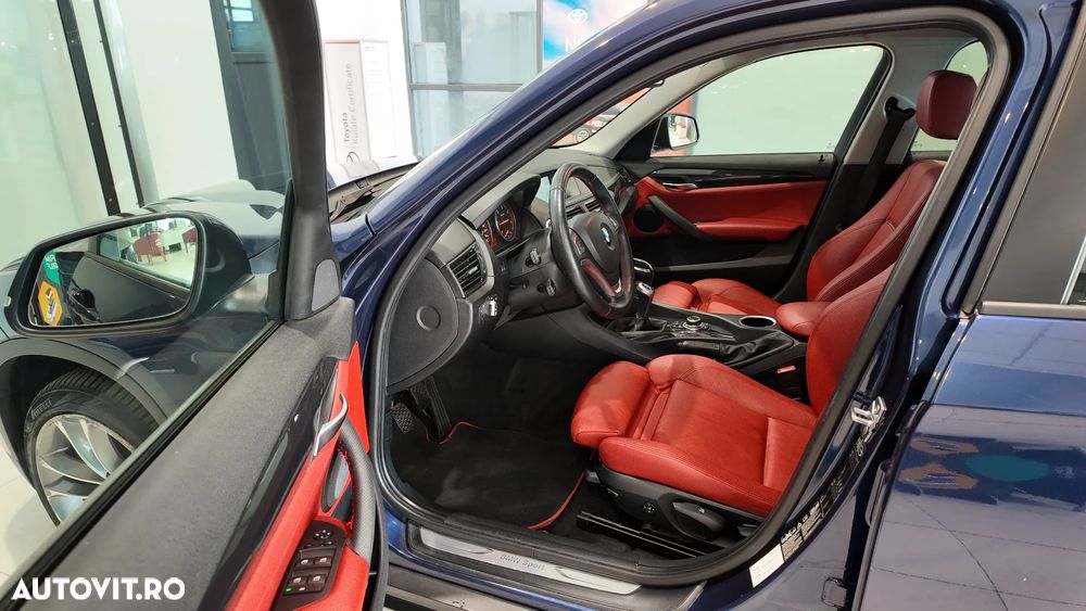 BMW X1 sDrive20d xLine - 11