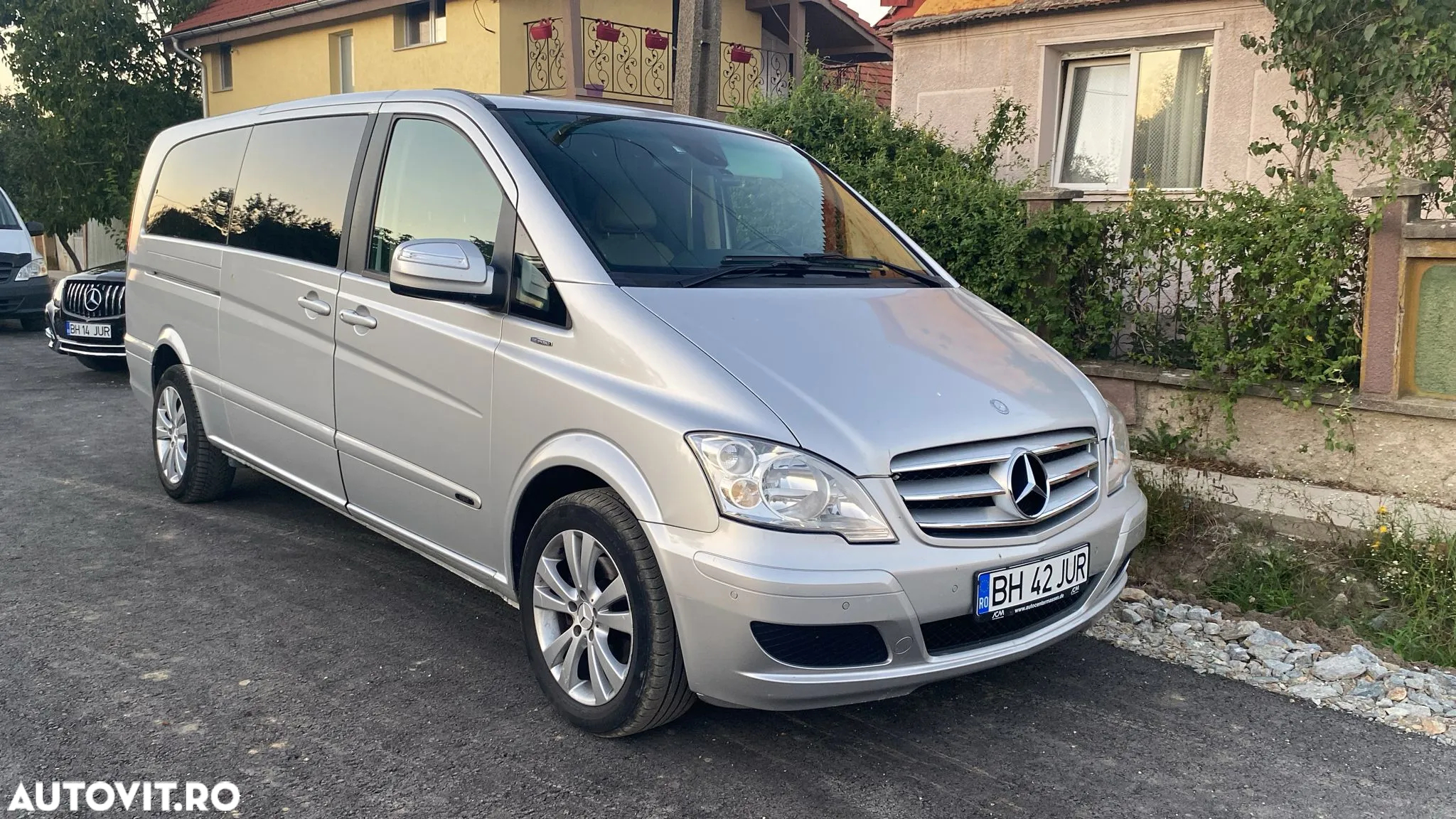 Mercedes-Benz Viano 2.2 CDI DPF extralang 4Matic Automatik Ambiente Edition - 4