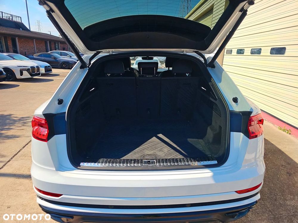 Audi Q8 55 TFSI quattro tiptronic - 14