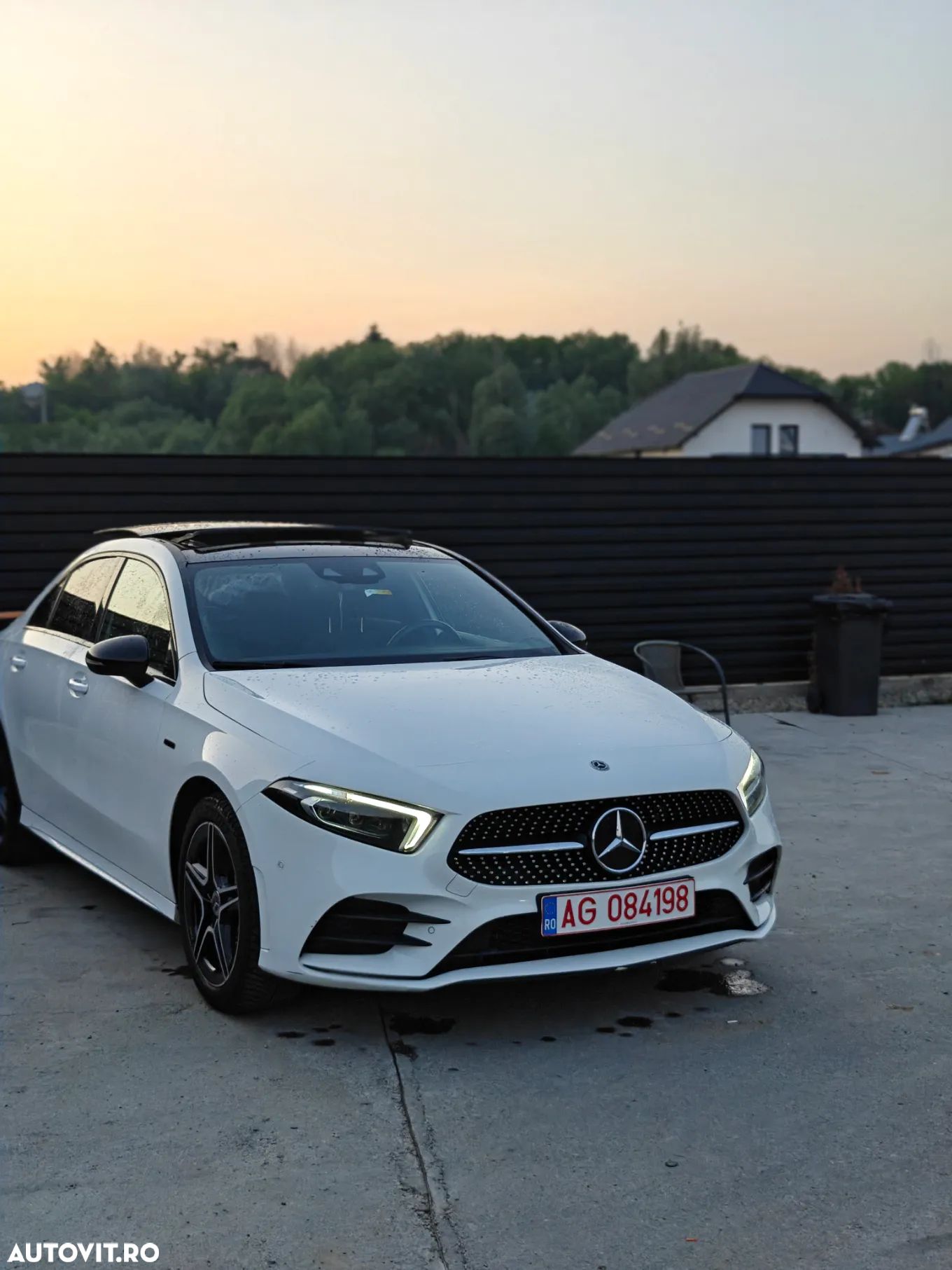 Mercedes-Benz A 250 e 8G-DCT Edition 2021 - 1