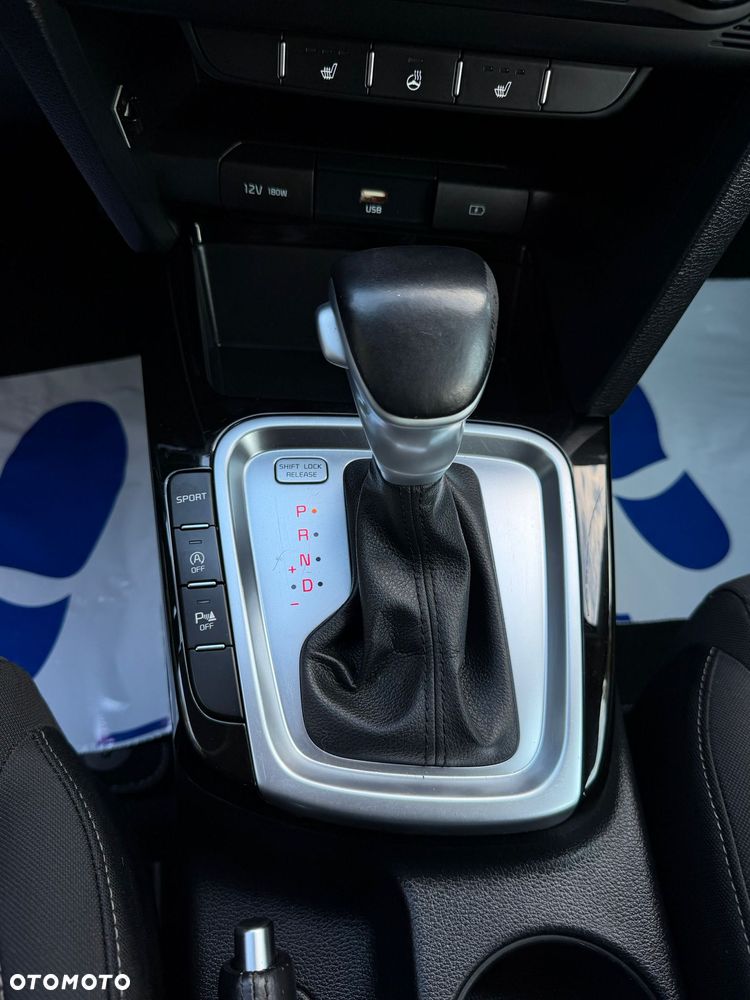 Kia Ceed - 16
