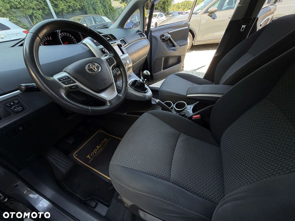 Toyota Verso 1.8 Premium 7os - 18