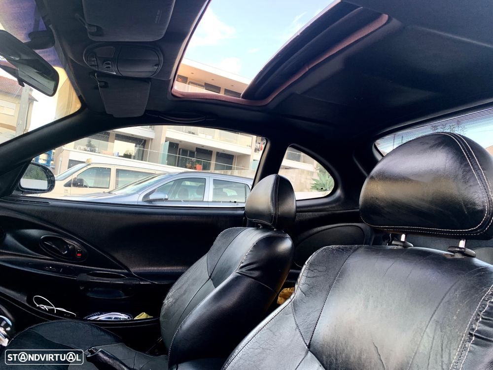 Hyundai Coupe 1.6 16V FX - 14