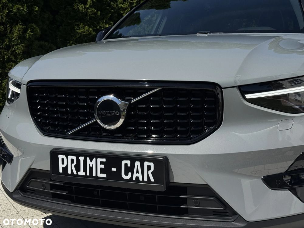 Volvo XC 40 B3 B DKG Plus Dark - 13