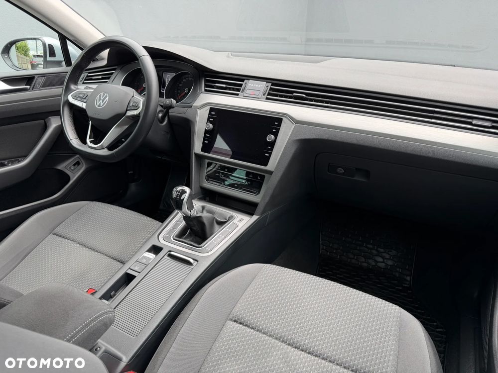 Volkswagen Passat 2.0 TDI EVO Essence - 22