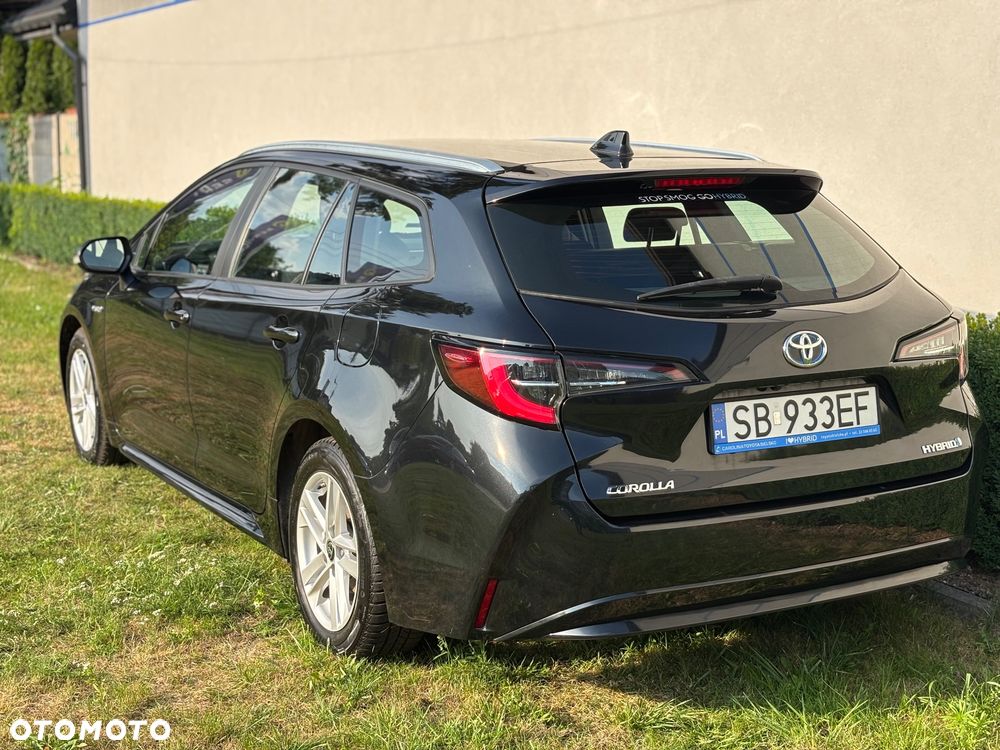 Toyota Corolla 1.8 Hybrid Comfort - 12