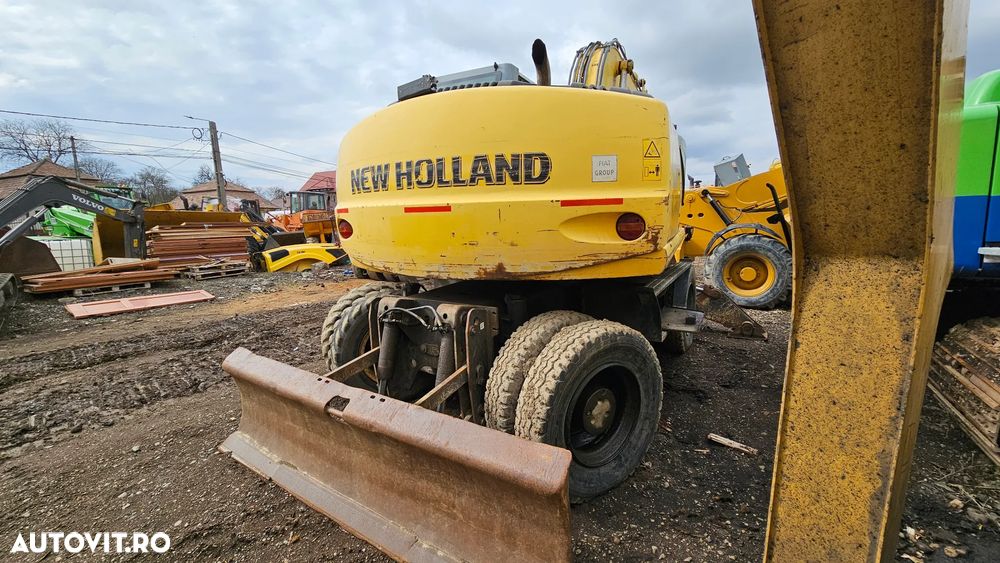 New Holland MH Plus Excavator pe roți - 3