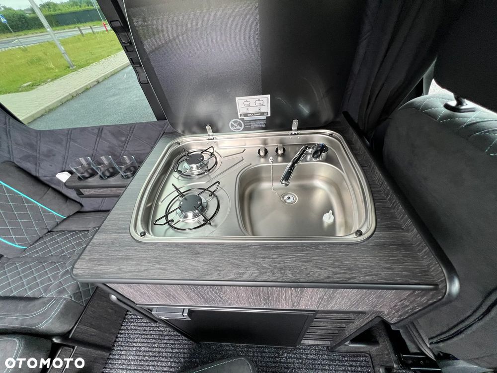 Mercedes-Benz Srinter Camper - 23