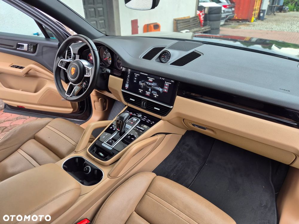 Porsche Cayenne Platinum Edition - 27