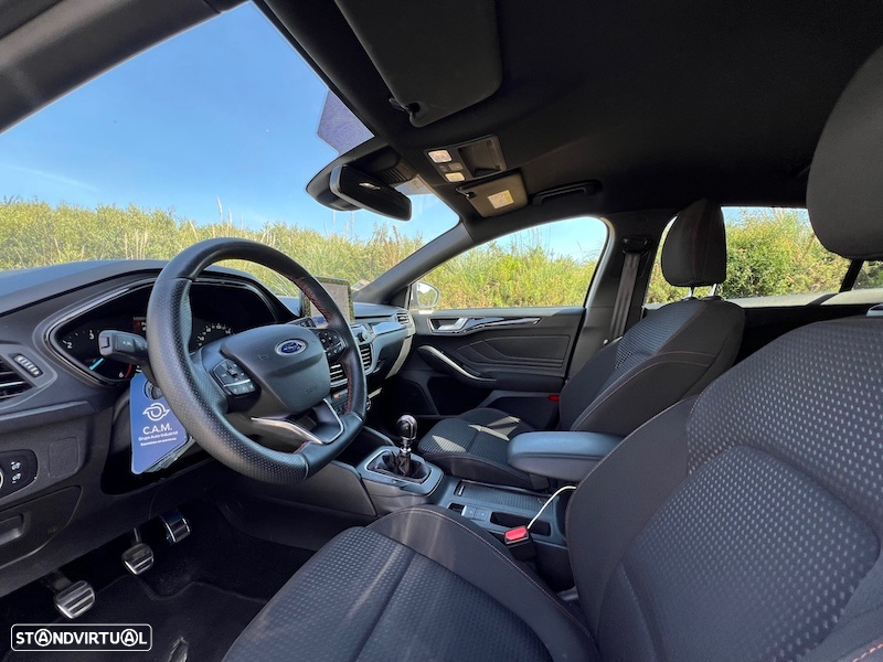 Ford Focus 1.5 TDCi EcoBlue ST-Line - 11