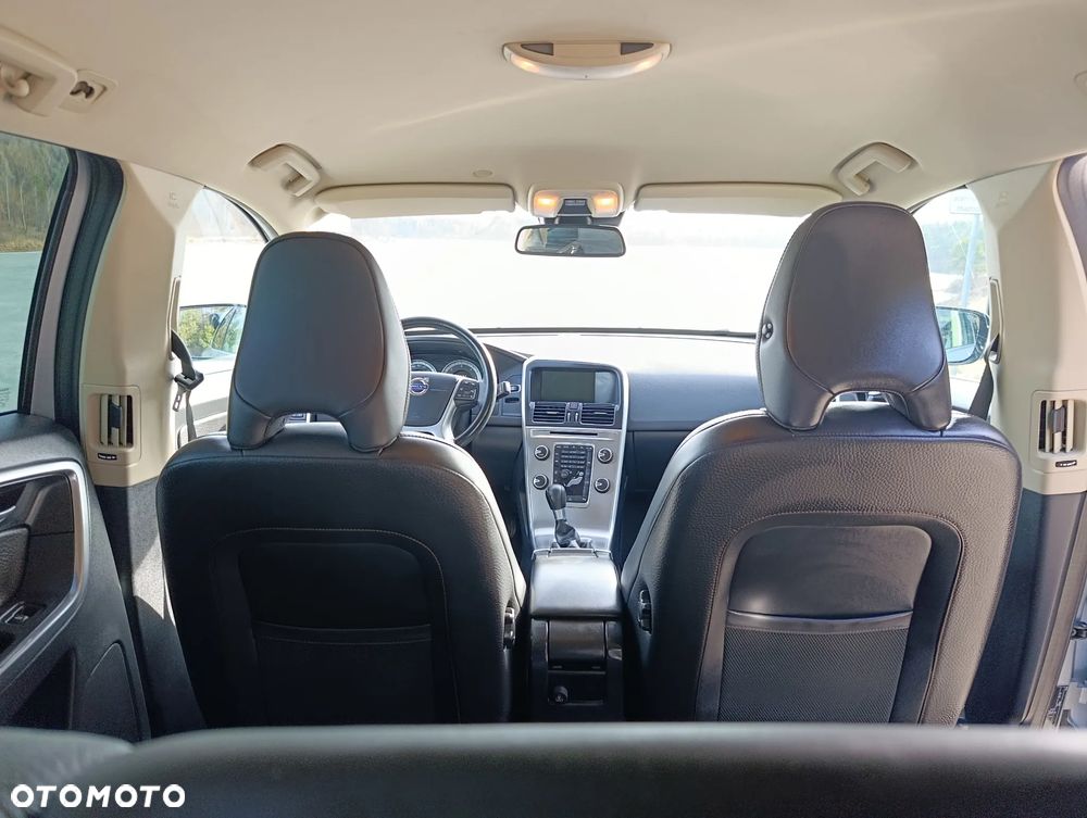 Volvo XC 60 D3 Edition Pro - 16